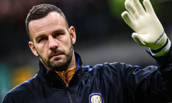 Inter e gjen zëvendësuesin e Handanovicit