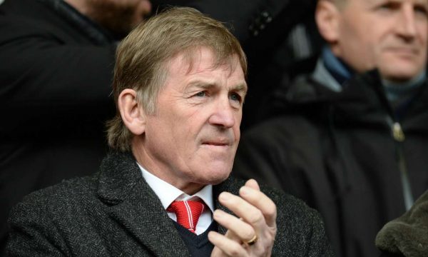 Legjenda e Liverpoolit kërkon rinisjen e sezonit të Premierligës