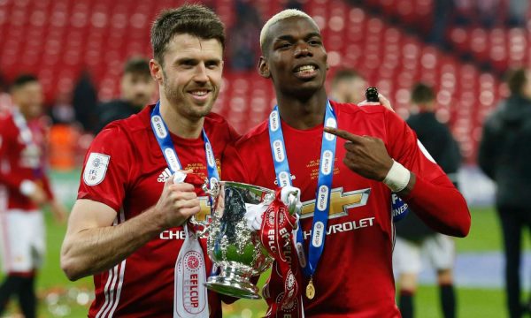 Shaë: Carrick mund të luajë edhe sot në Premierligë