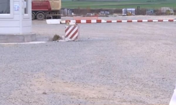 Vrasja ndodhi në këtë punishte afër QMI-së, pas një mosmarrëveshje në mes të kolegëve