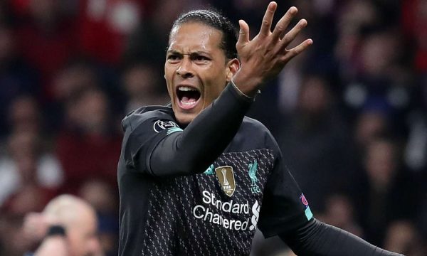 Van Dijk paralajmëron kundërshtarët e Liverpoolit