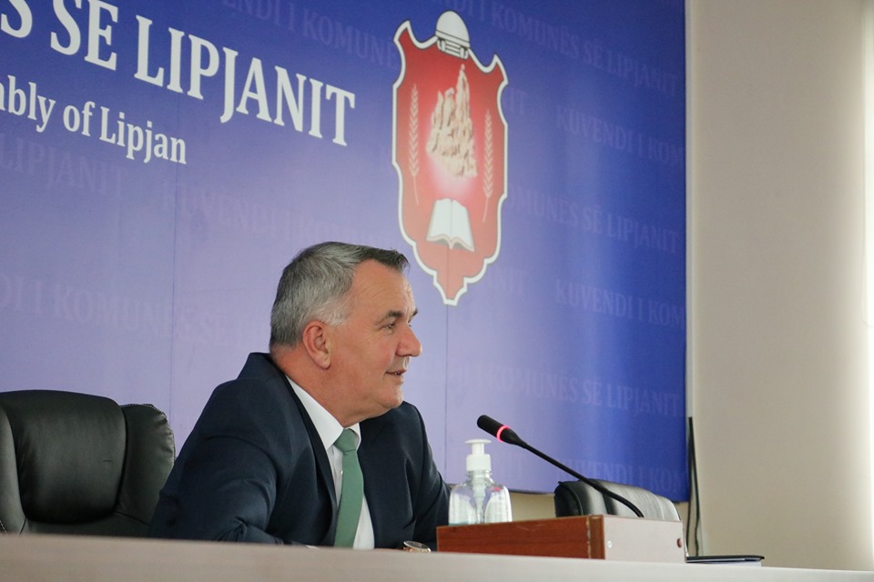 Kryetari Ahmeti mbajti mbledhjen publike me qytetarë