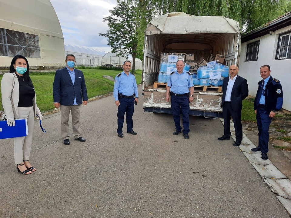 Qendra Korrektuese Lipjan pranon donacion nga UNMIK preparate dezinfektuese