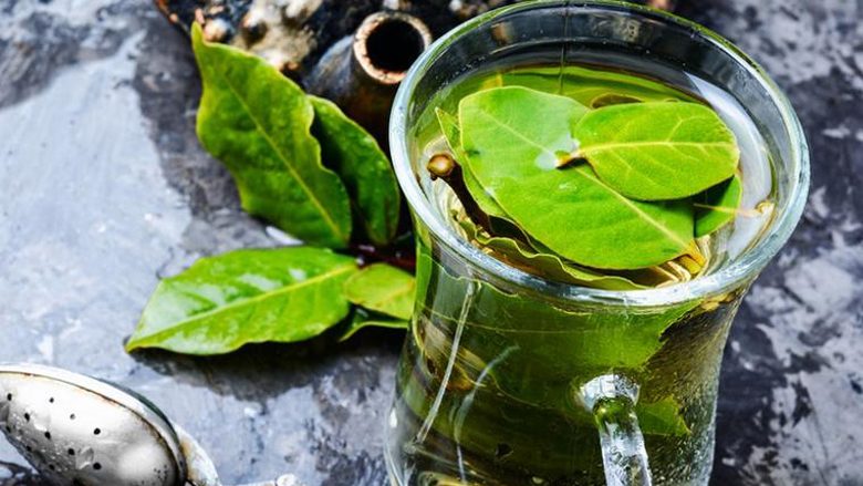 Si të ulet sheqeri pa ilaçe: Pesë receta nga mjekësia popullore!