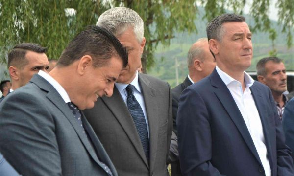 Bahtiri tregon planin e ndarjes së Kosovës që pretendon se ia ka prezantuar Hashim Thaçi