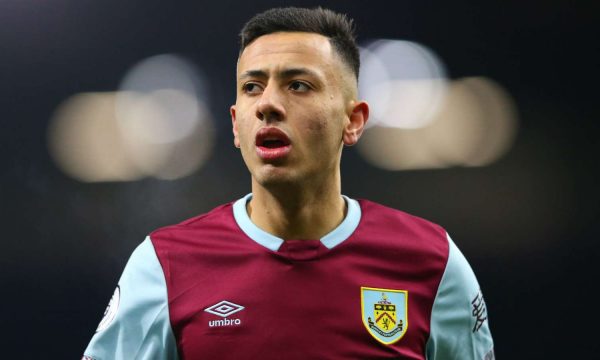 Babai këshillon futbollistin anglez t’i rrijë larg Man Unitedit