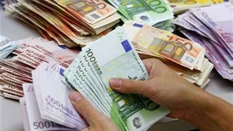 Fajde në Lipjan : I jep 2 mijë euro, i kërkon 8 mijë por ballafaqohet me policinë
