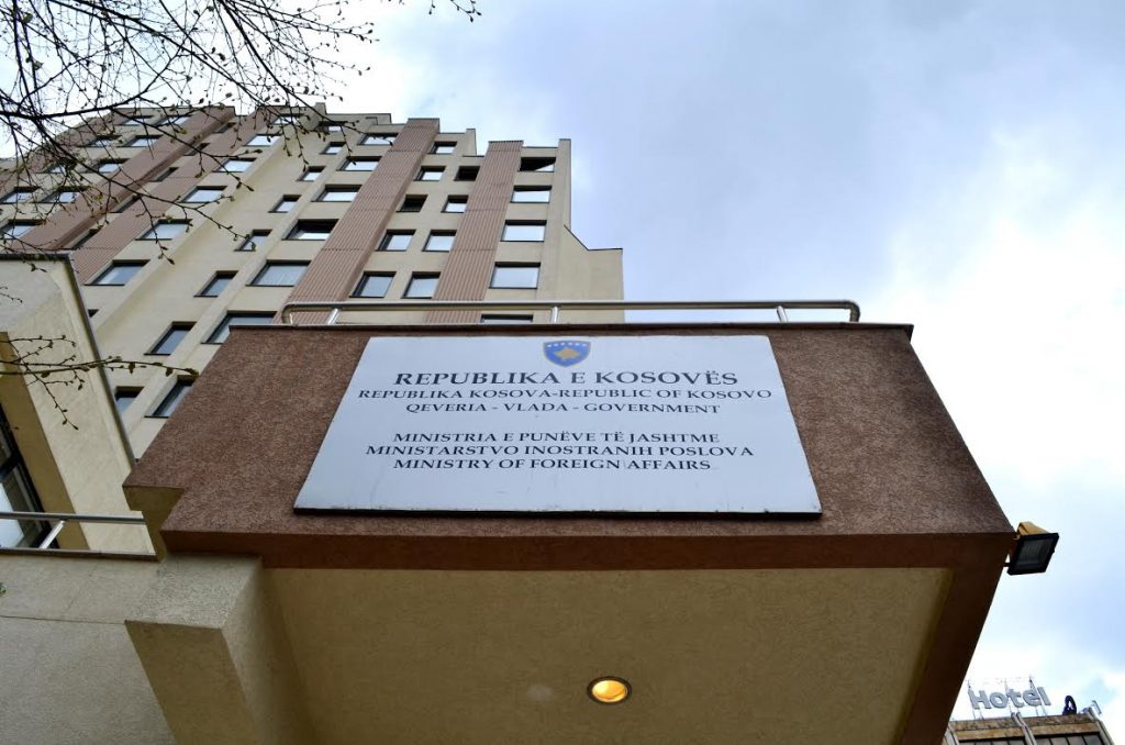 Sulmohet konsullata e Kosovës në Kopenhagë, MPJD dënon ashpër këtë akt