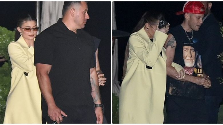 Kylie Jenner fotografohet përkrah këngëtarit Harry Hudson gjatë një darke në Malibu