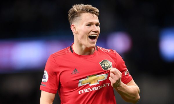 McTominay rinovon kontratën me Man Unitedin