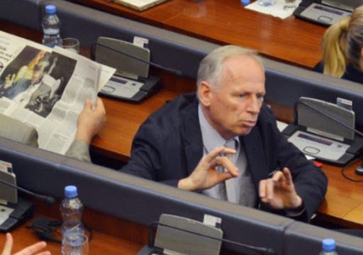 Deputeti i LDK’së nga Gjilani nuk jep votën për Avdullah Hotin
