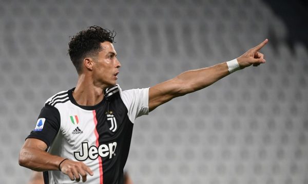 Ronaldo me dy gola dhe rekorde e afron Juven te titulli në Serie A