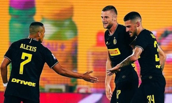 Interi e shkatërron Spalin, presion Juves