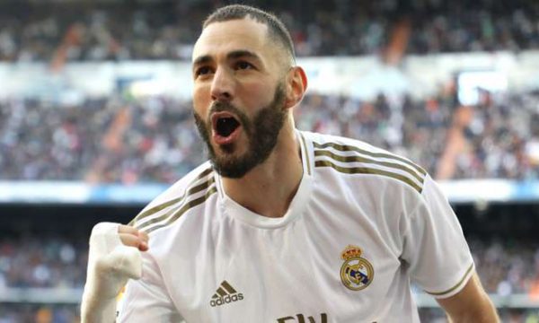 Benzema: Zidane s’do të largohet nga Reali