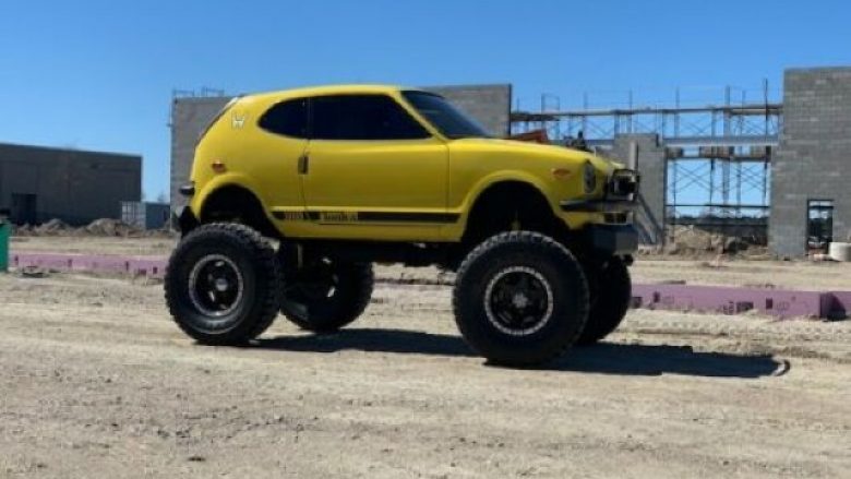 Ju kurrë nuk keni parë një Honda Z600 si kjo