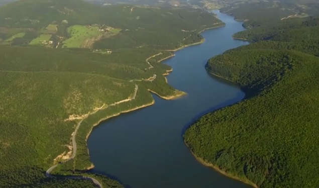​Thaçi: Liqeni i Batllavës shumë i përshtatshëm për piknik