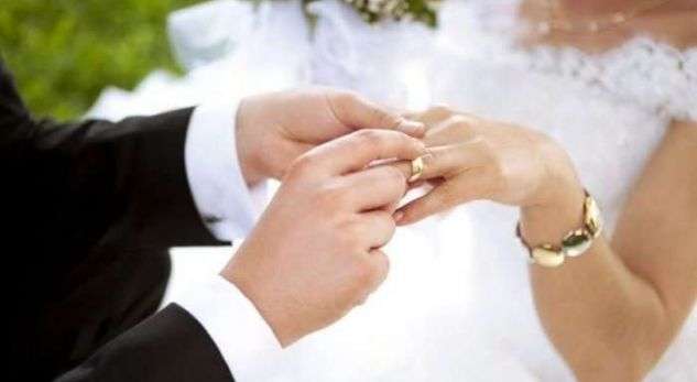 Rritet numri i martesave mes shqiptarëve të Shqipërisë dhe Kosovës