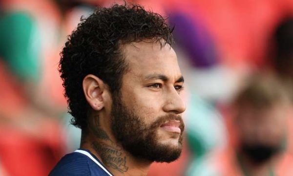 Barça ishte në bisedime për kthimin e Neymarit por bordi e zgjodhi Griezmannin para tij, thotë Abidal