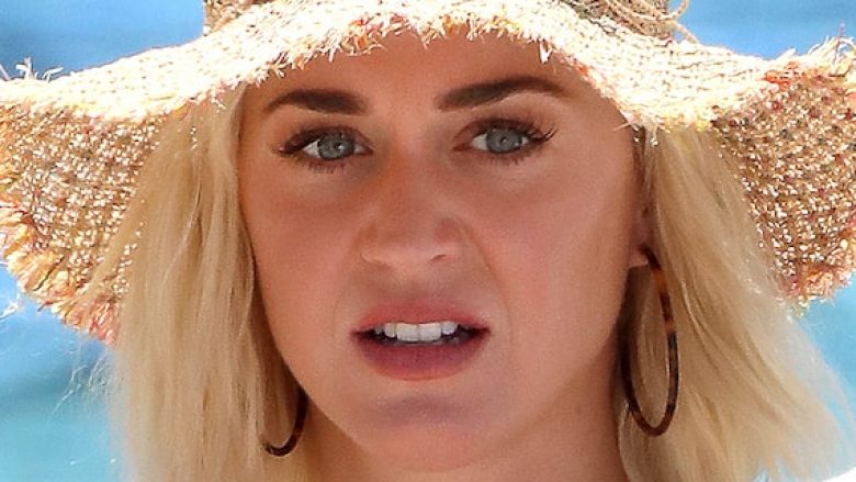 Arrestohet një person i dyshuar pasi tentoi të hynte në shtëpinë e Katy Perry