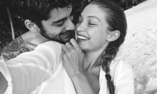 Gigi Hadid e lindi vajzën në fermën e saj