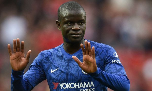 Manchester United futet në garë për Kanten