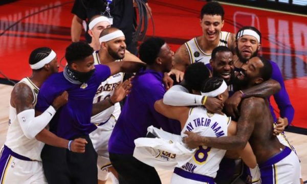 NBA: Lakers triumfojnë ndaj Mimait në një ndeshje dramatike