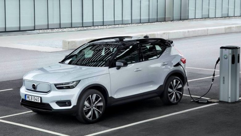 Volvo i parë elektrik arrin në rrugë