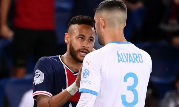 Neymari dhe Alvaro i shpëtojnë dënimit, pas akuzave për racizëm