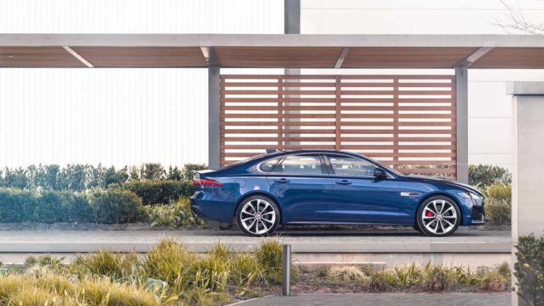 Jaguar XF, me një motor të ri dhe pamje më të bukur