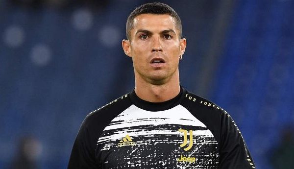 Ronaldo qëndron në shtëpi