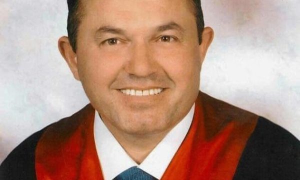 Ministri Selimi pas vdekjes së avokatit Shala: Do t’i mungojë sistemit të drejtësisë