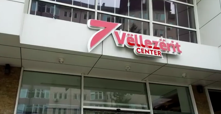 7 Vëllezërit Centër, 12,13,14 Dhjetor Extra Zbritje në Market