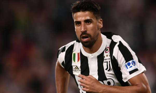 Khedira thotë se s’largohet nga Juventusi në janar, pavarësisht se është lënë jashtë skuadrës