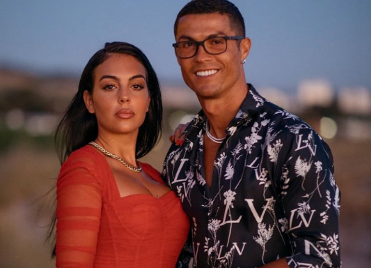 Partnerja e Ronaldos iu lë pa fjalë, duket marramendëse në këtë pozë!