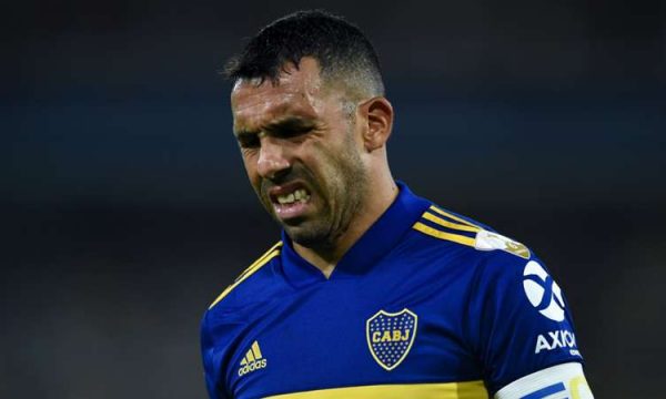 Rrëfimi emocional i Tevez: Qaj në zhveshtore për babanë tim gjatë ndeshjeve