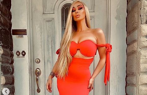 Flaka Krelani dinë të tërheqë vëmendje edhe si bionde
