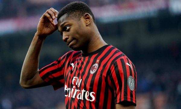 Rafael Leao mungon dy javë
