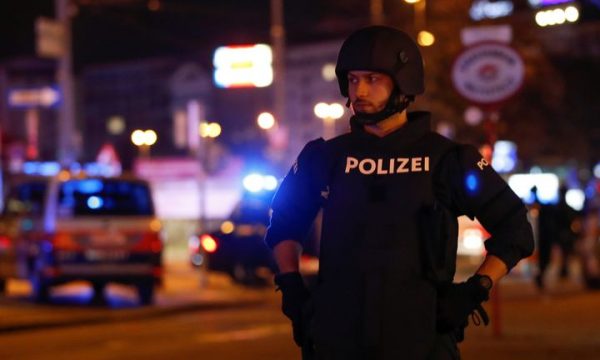 Ambasadori i Kosovës në Austri tregon si është situata momentale në Vjenë