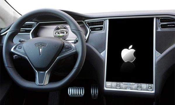 Elon Musk ka tentuar t’ia shesë Teslan kompanisë Apple