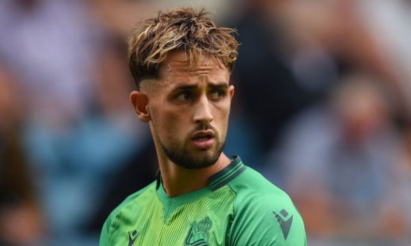Januzaj e paralajmëron Manchester Unitedin