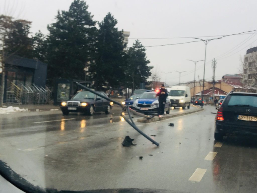 Aksident në Lipjan ( FOTO)