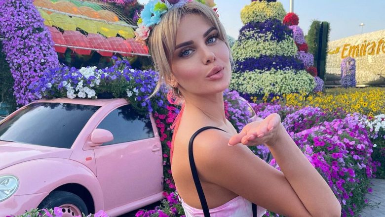 Kejvina Kthella sjell plot imazhe interesante nga udhëtimi në Dubai