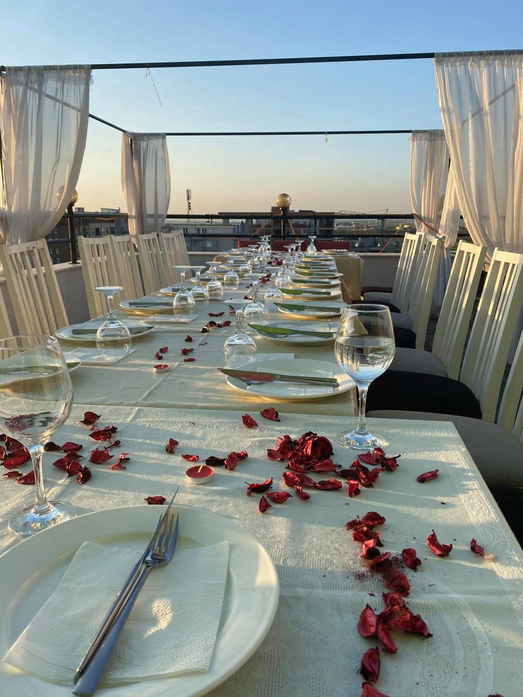 Restaurant Berlin, i veçantë dhe unik në Lipjan