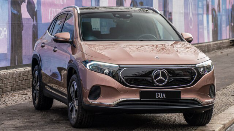 Si është krijuar një Mercedes EQA elektrike?