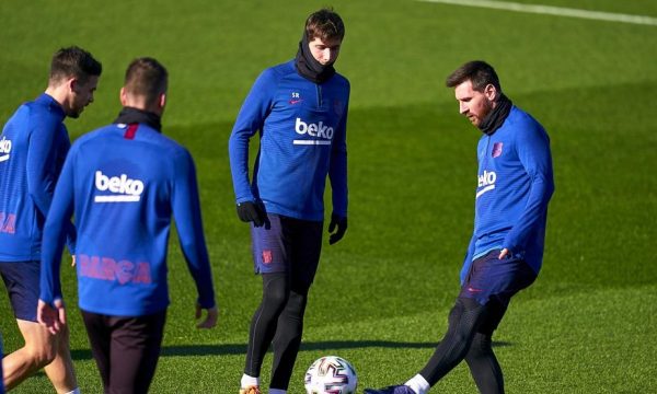Barcelona i ndërpret stërvitjet, shkaku i shpërthimit të koronavirusit në klub