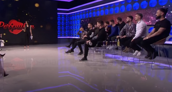 Dyshime se konkurrenti i ri i “Për’puthen” ka qenë i martuar