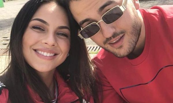 Ardian Bujupi publikon foto me modelen 25-vjeçaren e cila kreu vetëvrasje
