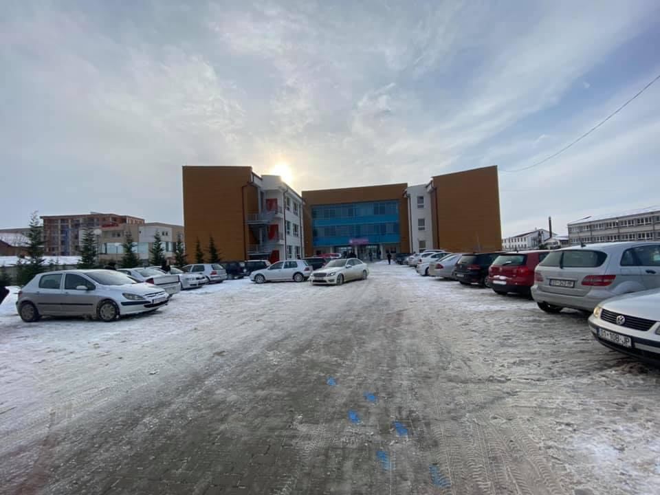 Deri në ora 19:00 në Lipjan kanë votuar 29.201 persona, 50,60%
