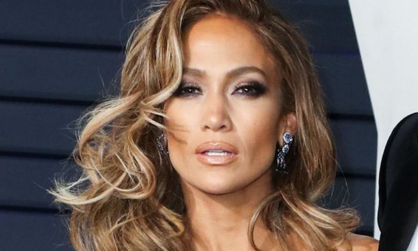 Jennifer Lopez tregon sekretin për t’i mbajtur larg rrudhat