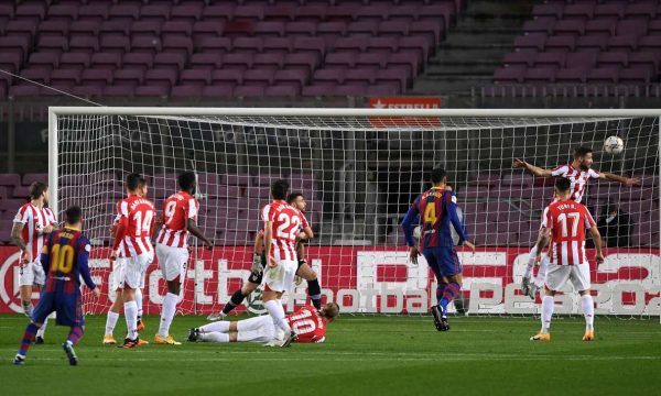 Barcelona fiton dhe barazohet me pikë me Real Madridin